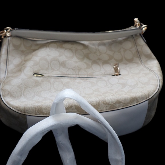 Coach: Elle Hobo in Signature Canvas & Accordion Zip Wallet in Signature Canvas - Picture 2 of 6